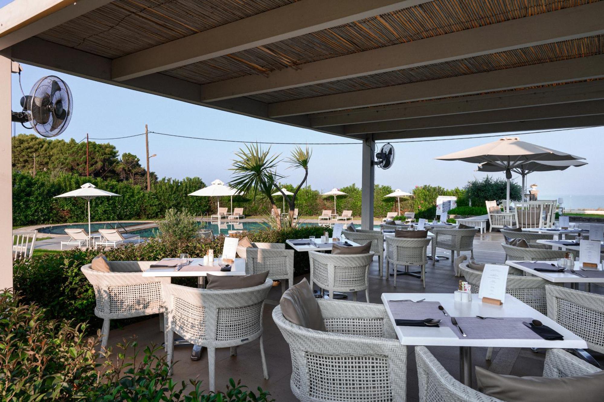 Restia (Adults Only) Hotel Paralía Almirú Kültér fotó