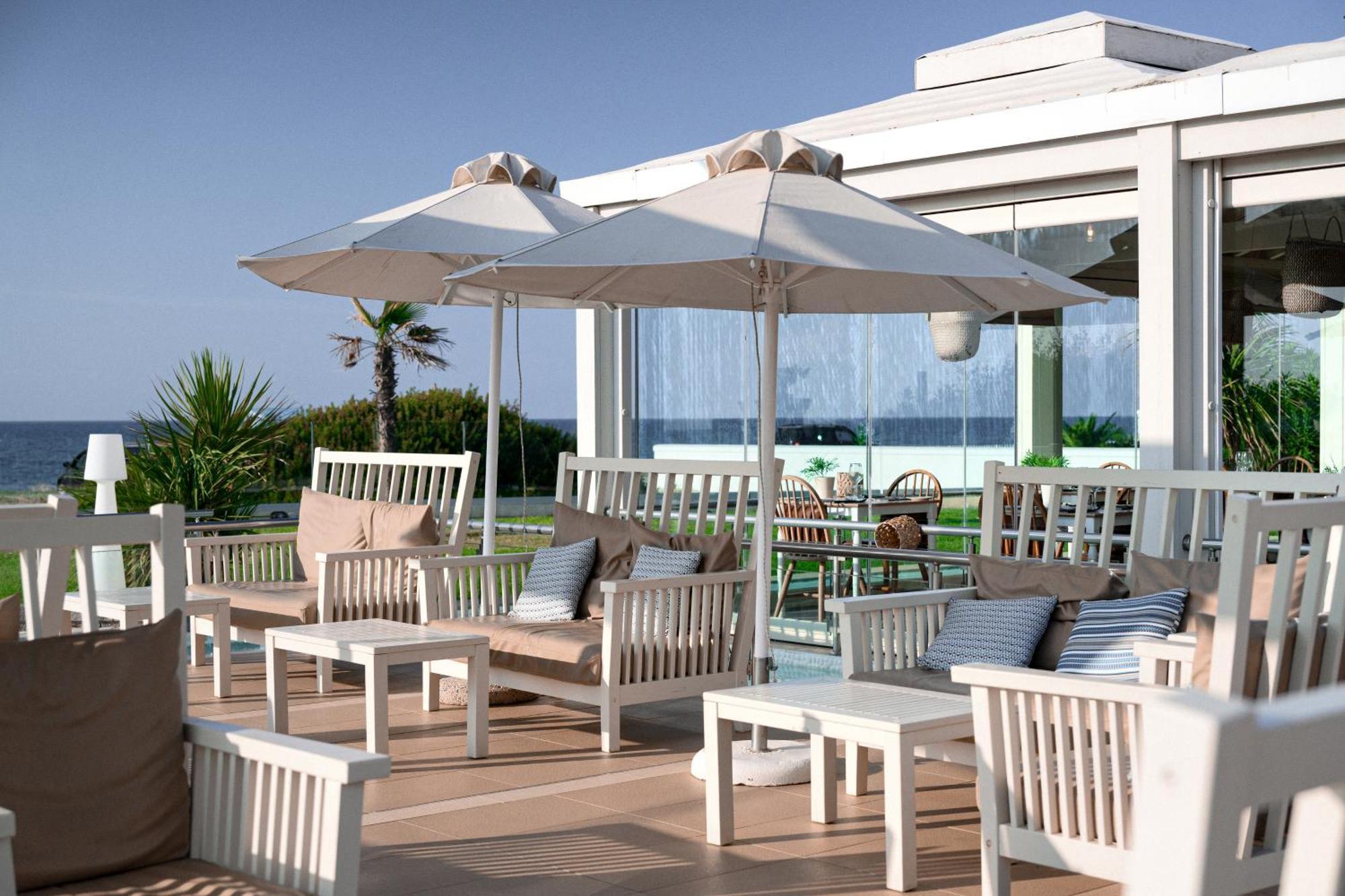 Restia (Adults Only) Hotel Paralía Almirú Kültér fotó