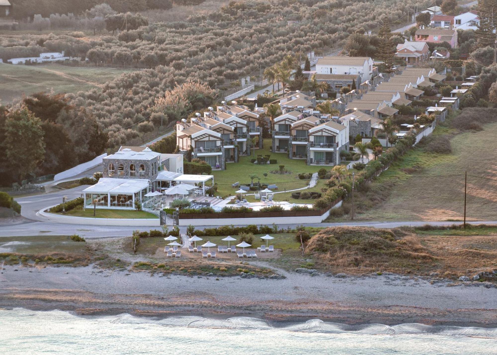 Restia (Adults Only) Hotel Paralía Almirú Kültér fotó