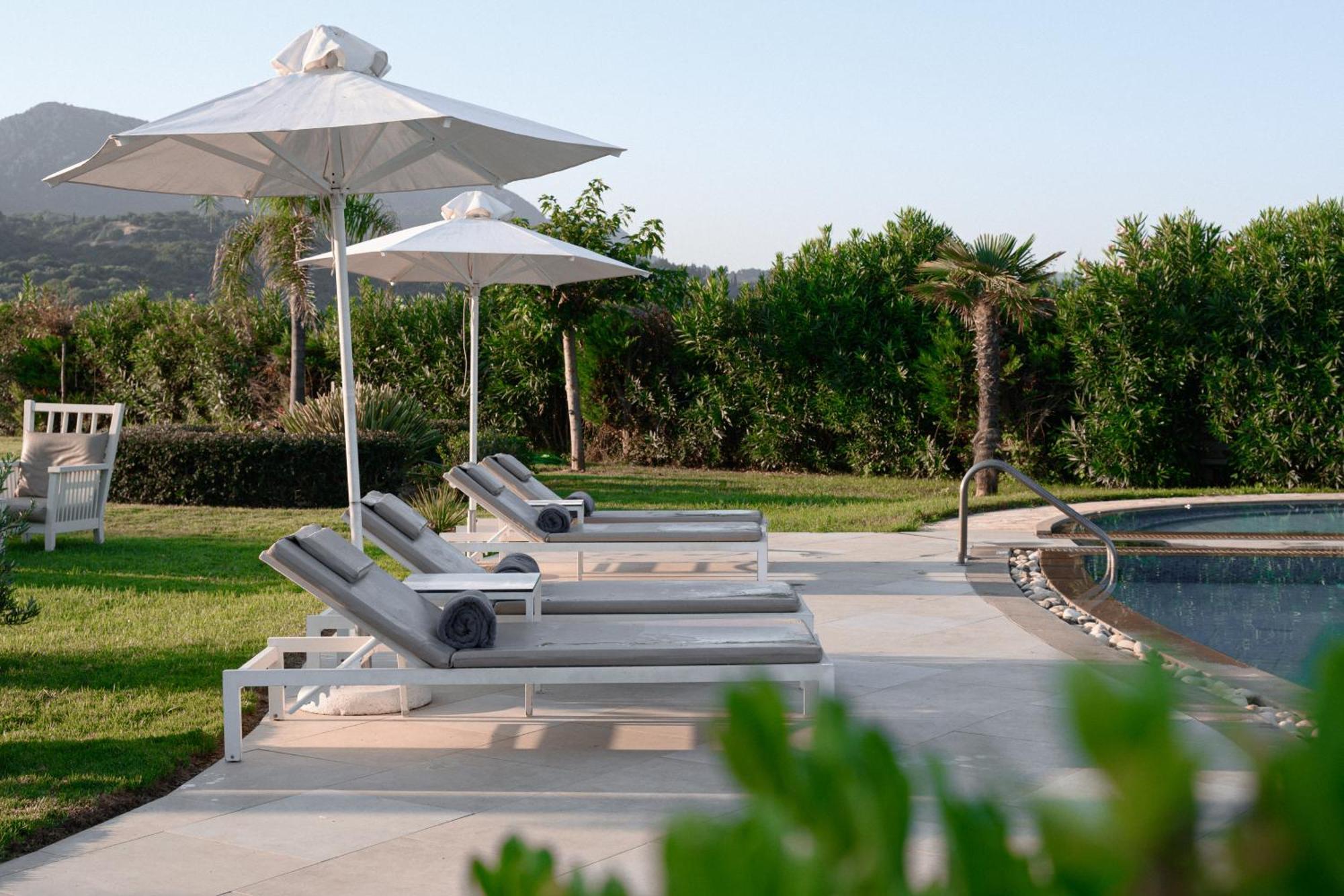 Restia (Adults Only) Hotel Paralía Almirú Kültér fotó