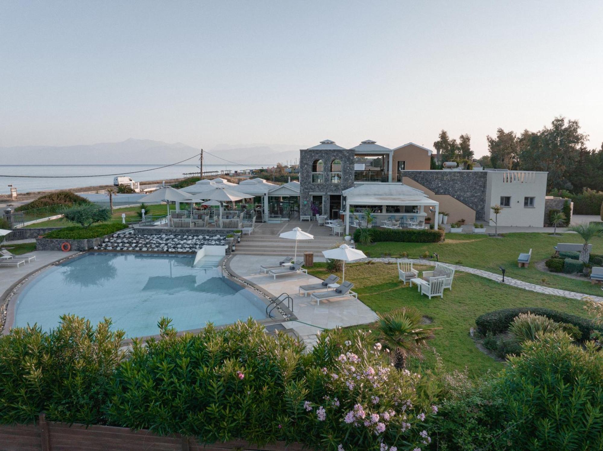 Restia (Adults Only) Hotel Paralía Almirú Kültér fotó
